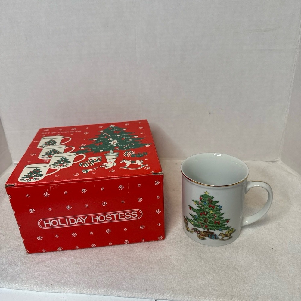 NOS NIB Shibata Japanese Porcelain‎ Christmas Mugs Set of 4 Christmas Tree Holly